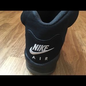 Nike Jordan’s retro 5s